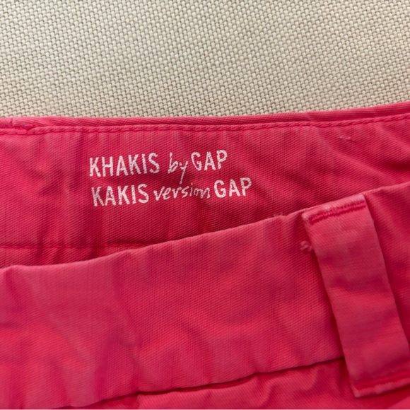 GAP Pink Khaki Shorts - Picture 2 of 6